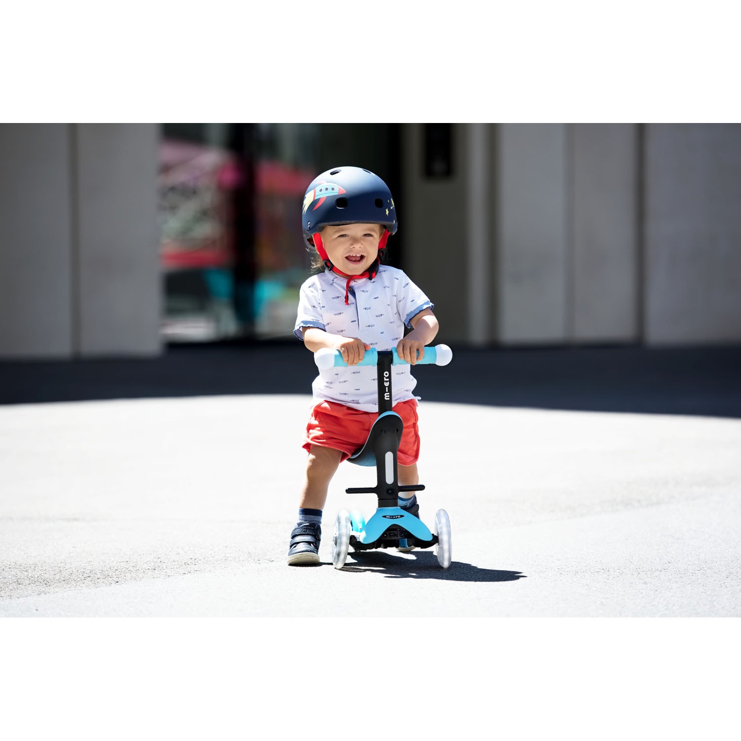 Mini2Grow Deluxe Magic LED Alt-i-ett-scooter Blue