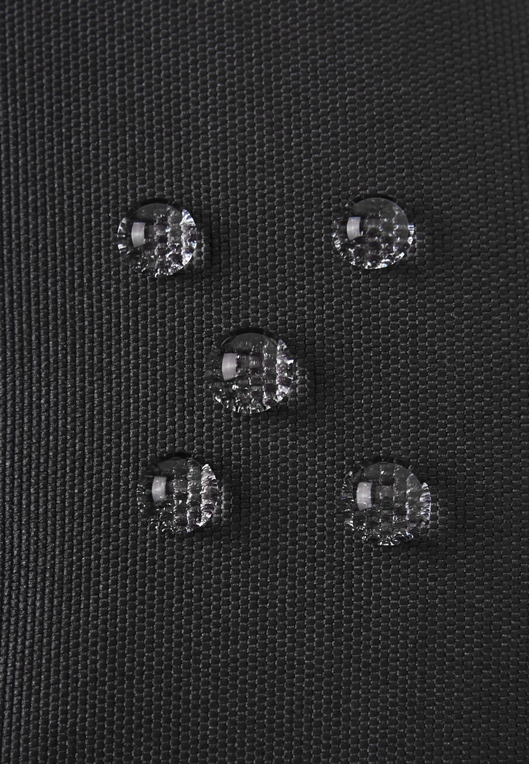 Tassuin Vantar Black