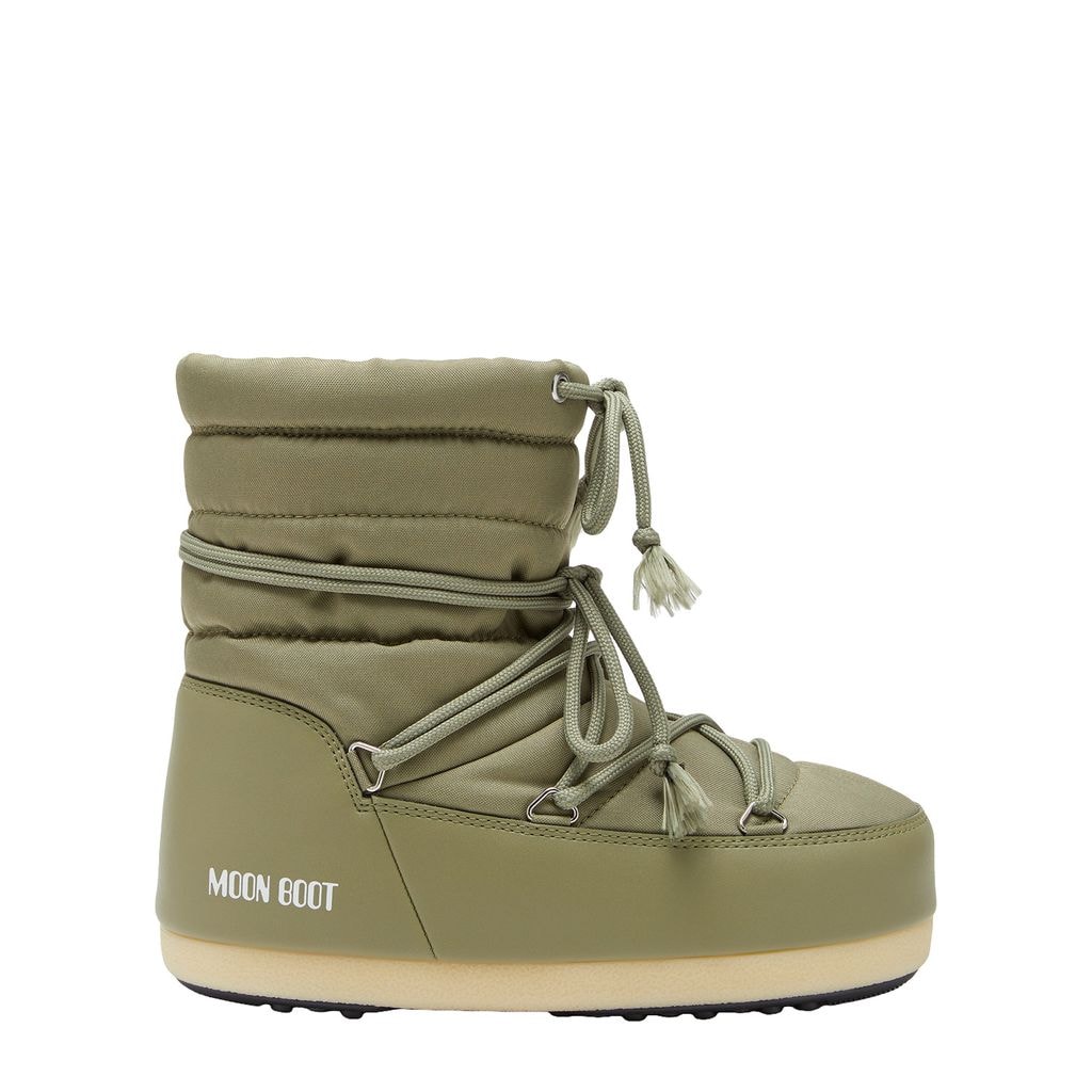 Snow Boots in Khaki