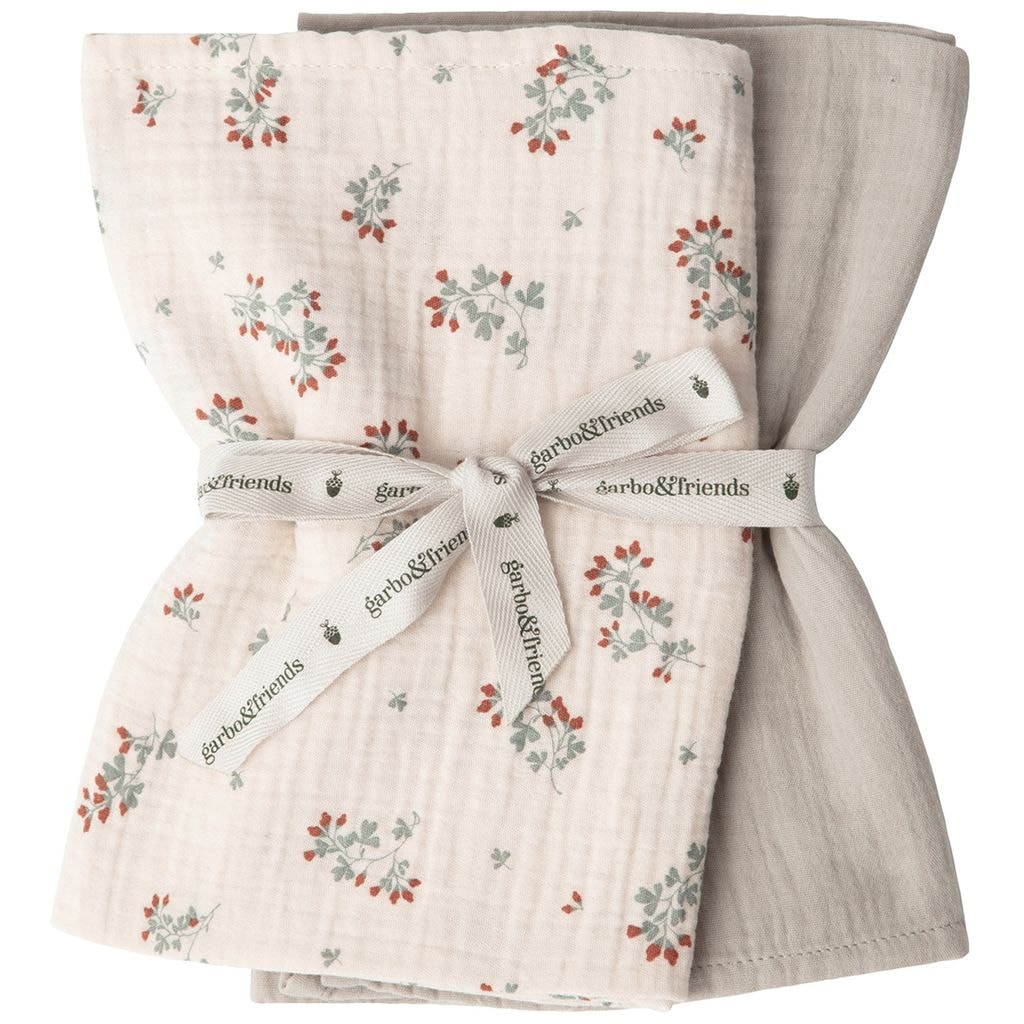 2-Pack Clover Muslin Blankets