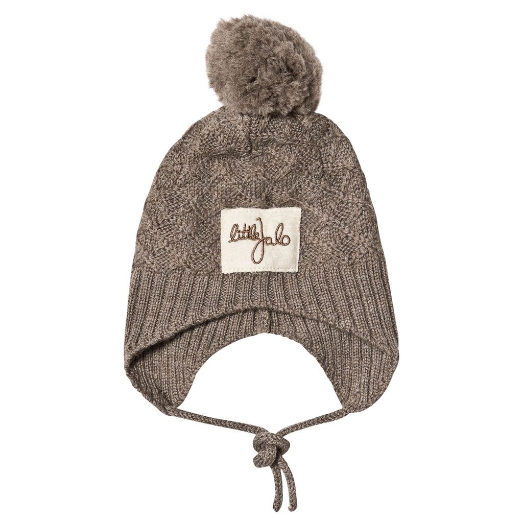 Neulottu Hattu Wood Brown