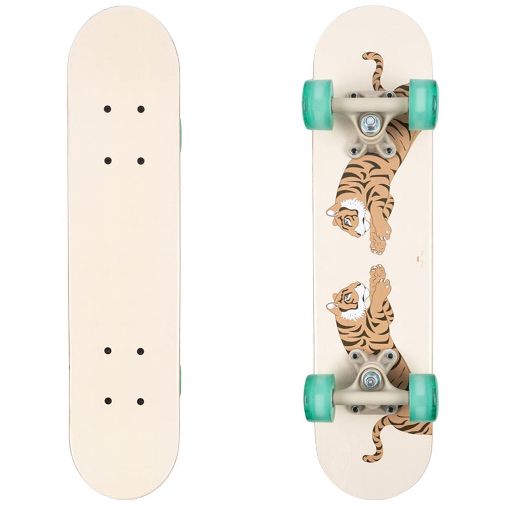 Skateboard Tiger