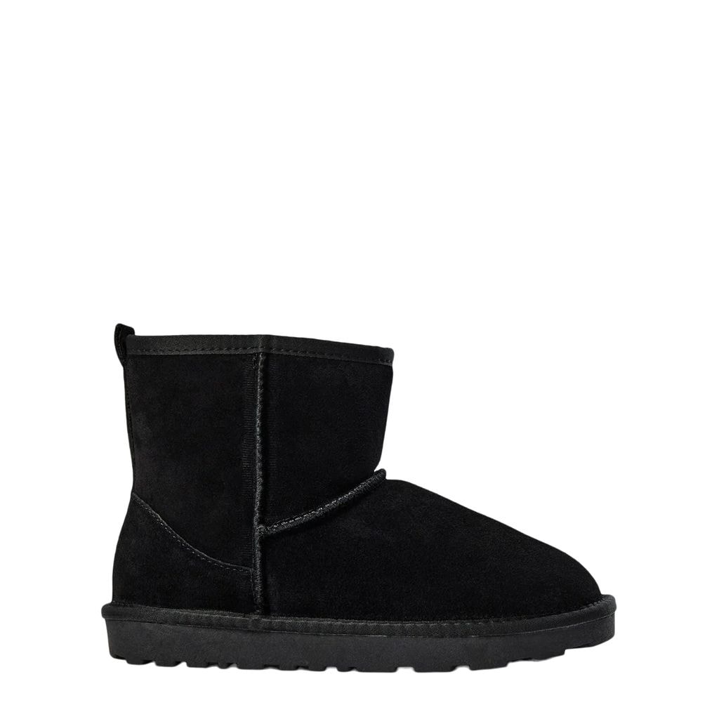 Boots Black