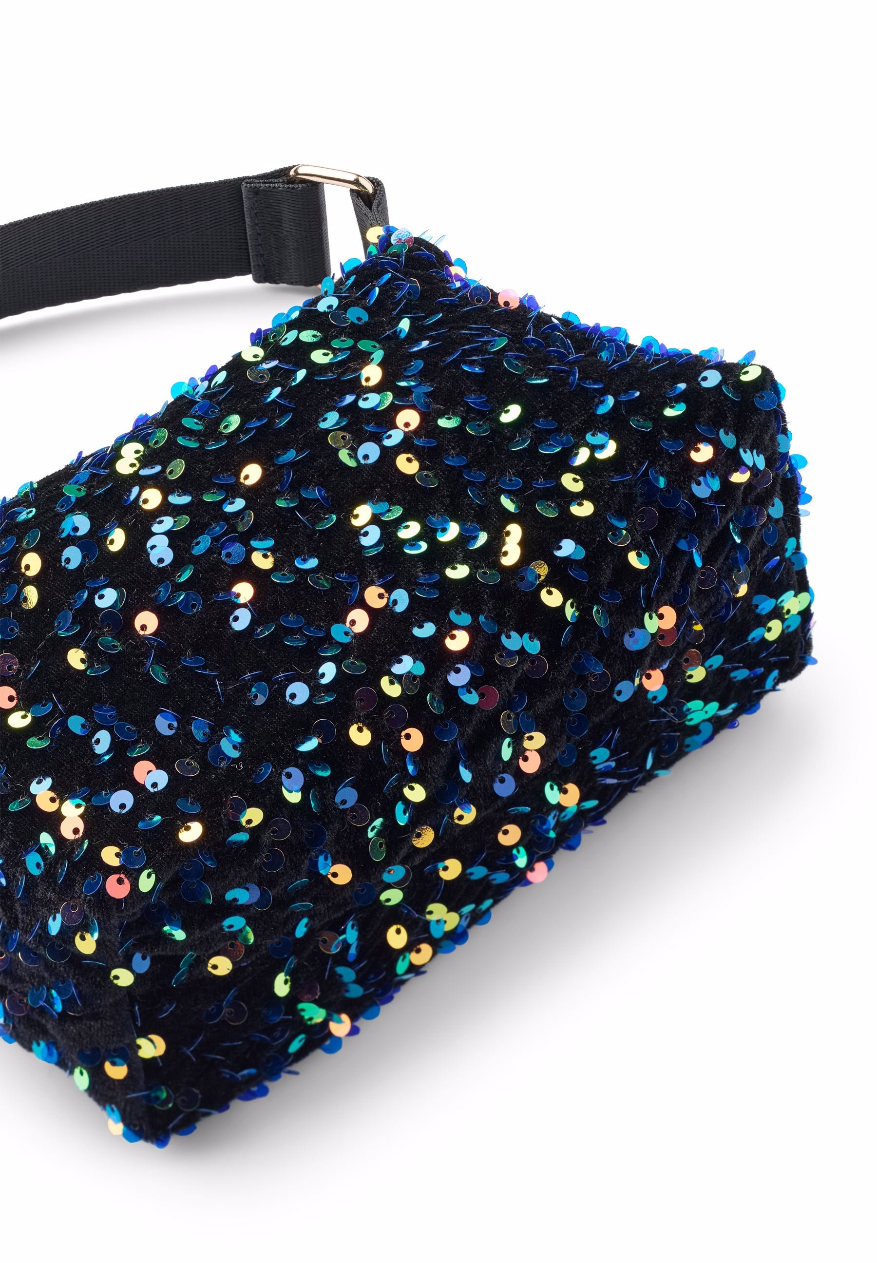 Dolly Laukku Tinsel