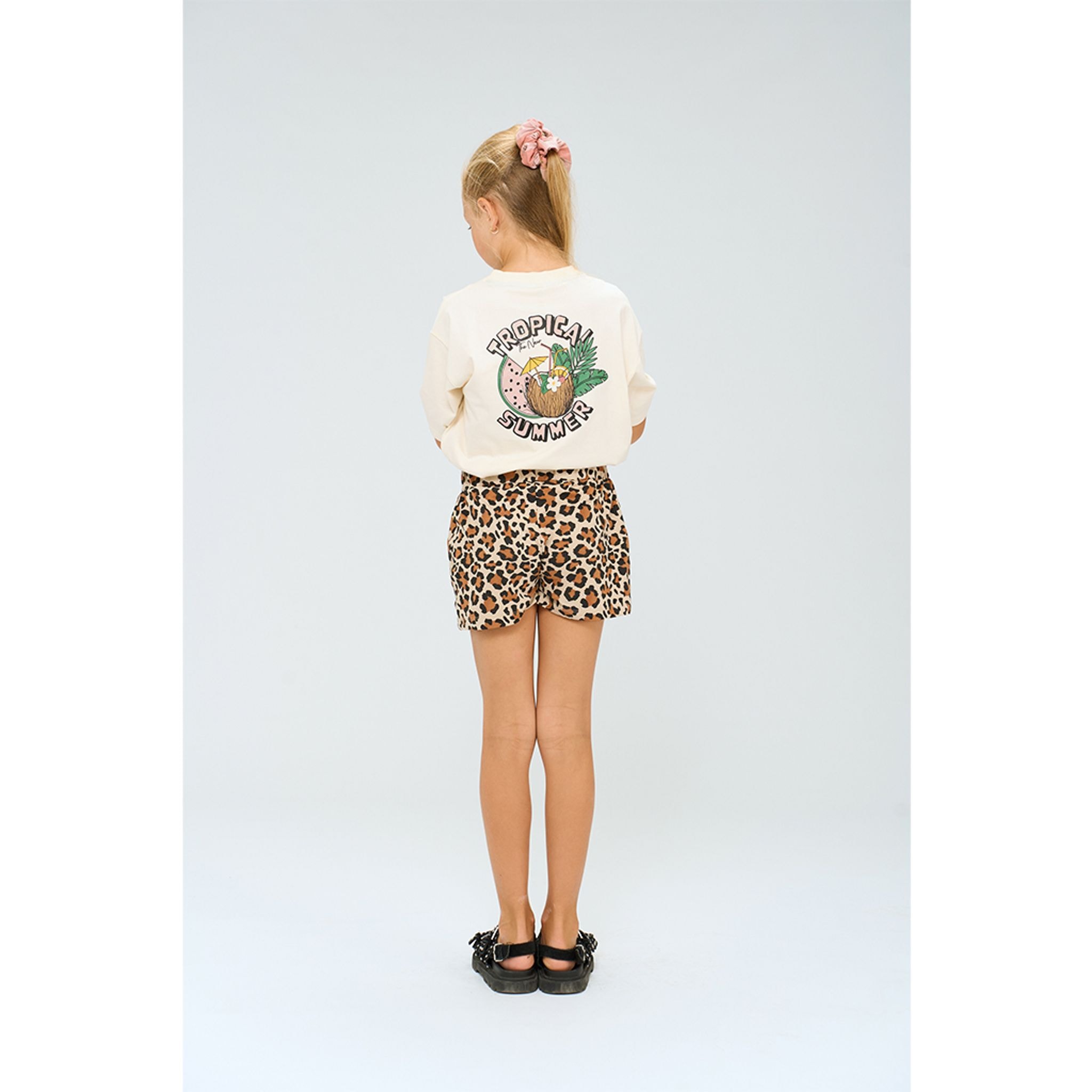 Oleen Top White Swan